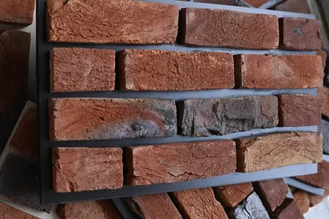 кирпич 